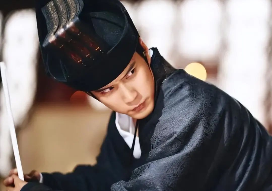 东汉末年是4国并存,为何罗贯中只写了三国?被抹去的一国很熟悉(图8) 8.jpg