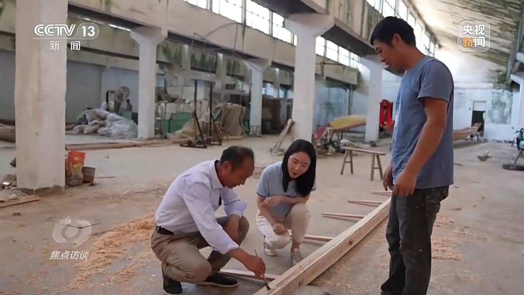 新疆上演旱地龙舟,主打“没有一点水分”!(图8) 6.png