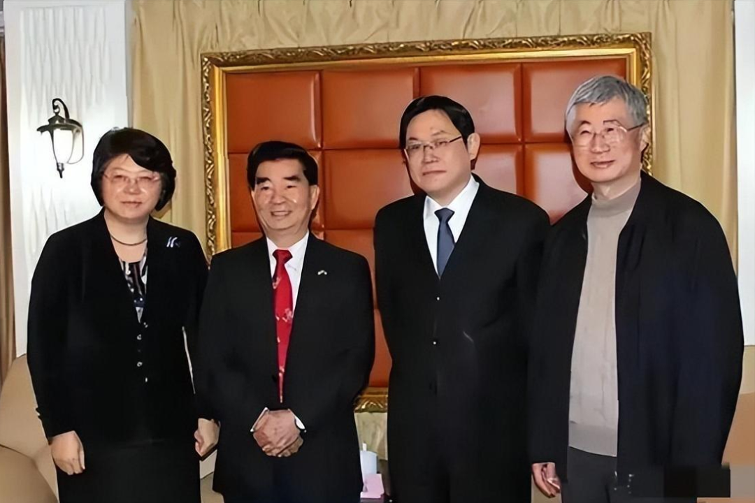 大鱼落网!78岁“爱国华侨”竟是间谍!(图10) 14.png