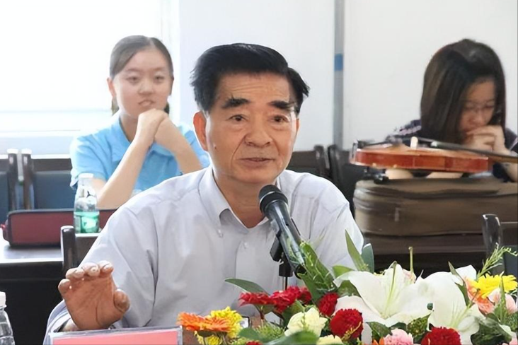 大鱼落网!78岁“爱国华侨”竟是间谍!(图20) 24.png