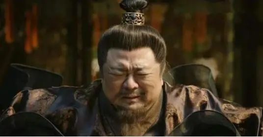 胖到500斤的皇帝,每天吃20斤肉坐坏龙椅,宠幸妃子需要宫女帮忙(图4) 4.jpg