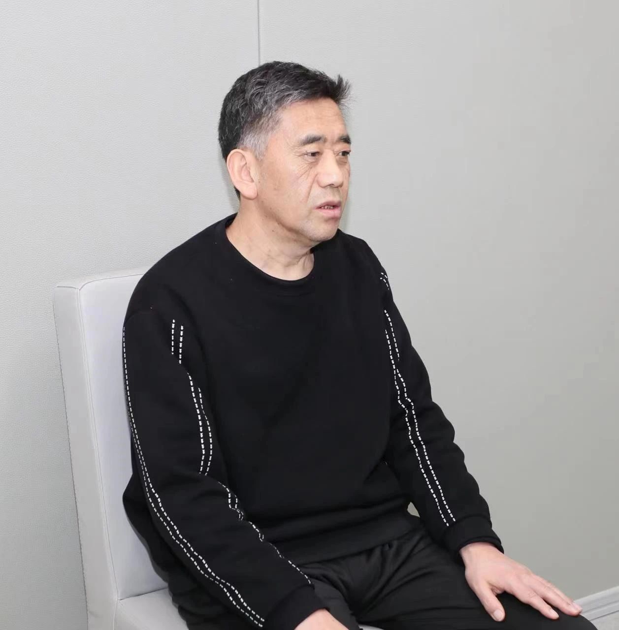 副州长喜欢吃鱼,有人绞尽脑汁搜遍大小鱼庄……(图1) 1.jpg