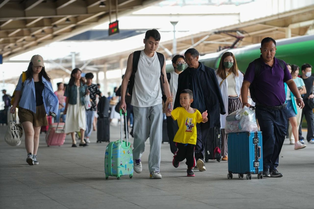 明天起,儿童乘火车有新要求→(图4) 4.jpg