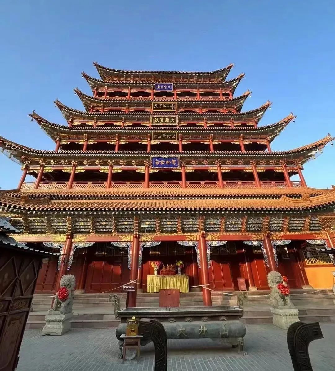 著名古寺突发火灾!系国家4A级景区(图5) 5.jpg