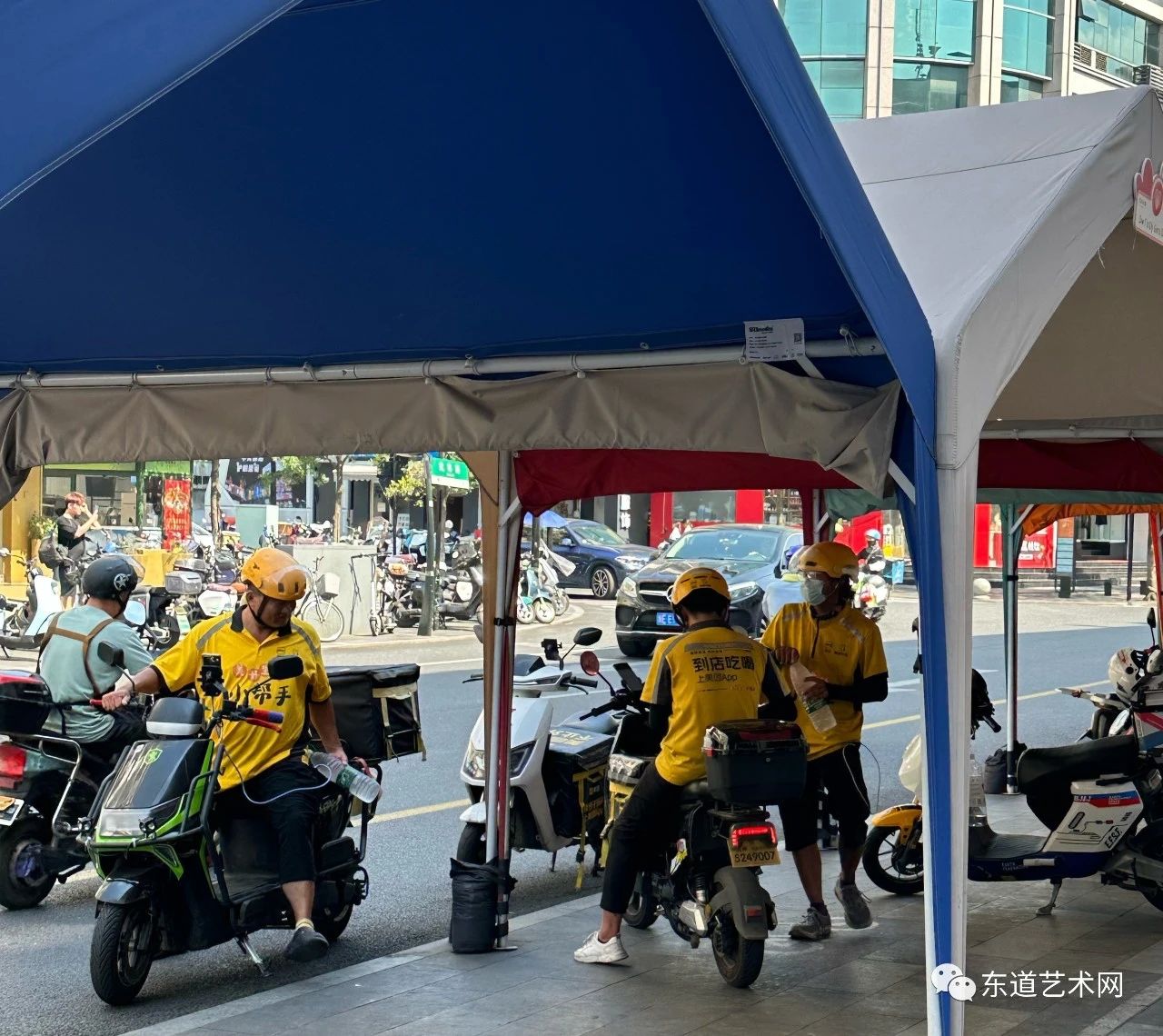 你好,外卖小哥!一一岑国荣摄影(图8) 8.jpg