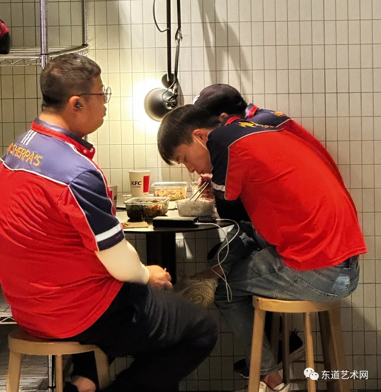 你好,外卖小哥!一一岑国荣摄影(图20) 24.jpg