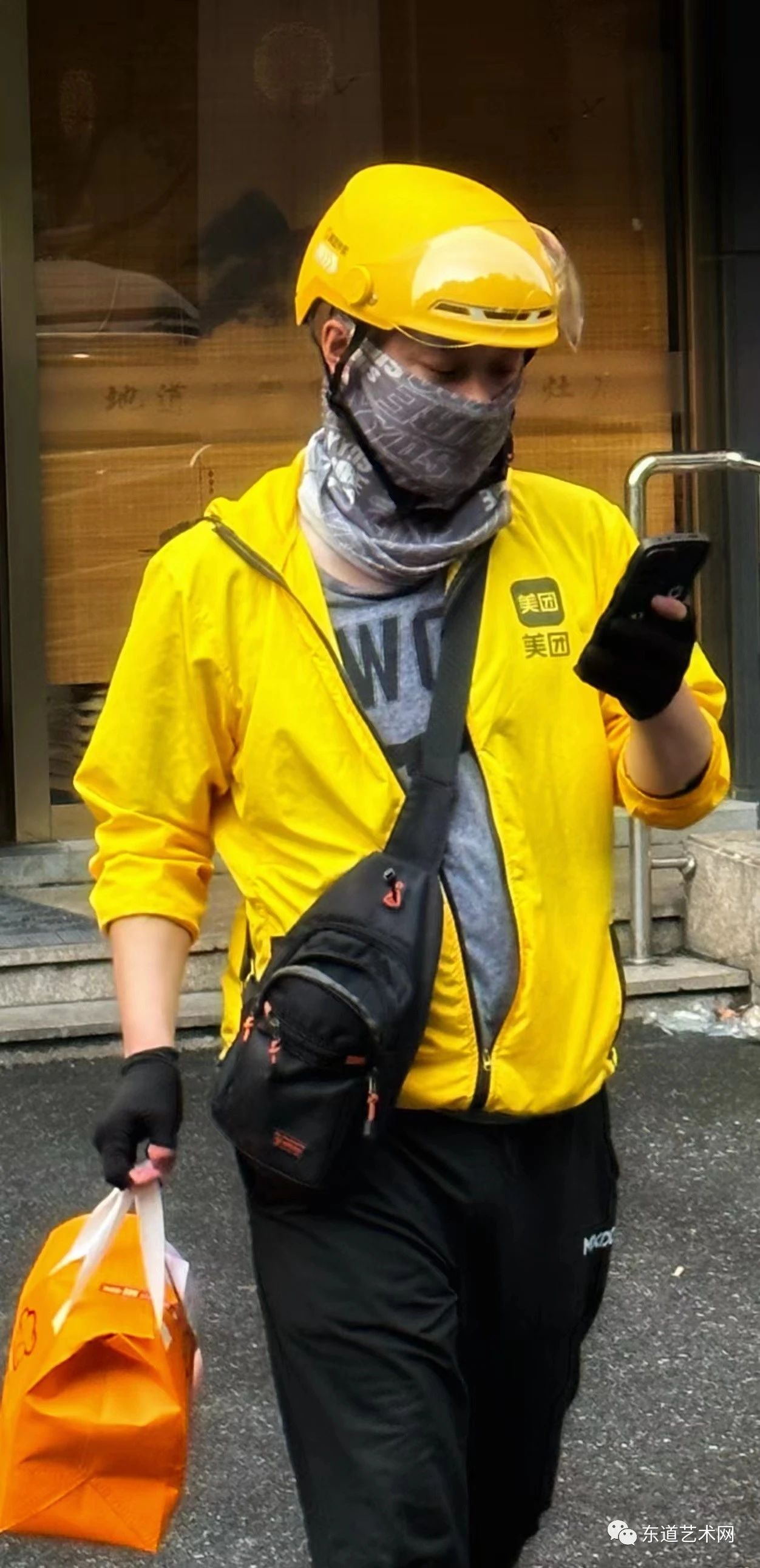 你好,外卖小哥!一一岑国荣摄影(图21) 25.jpg