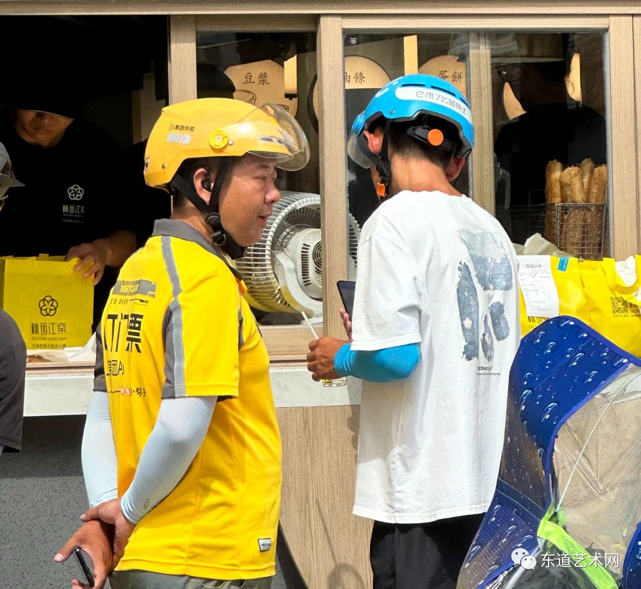 你好,外卖小哥!一一岑国荣摄影(图24) 28.jpg