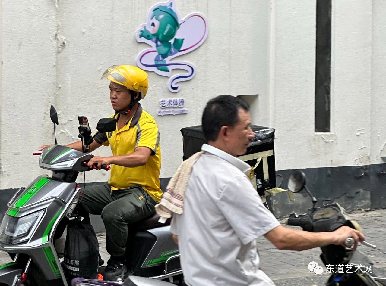 你好,外卖小哥!一一岑国荣摄影(图28) 32.jpg