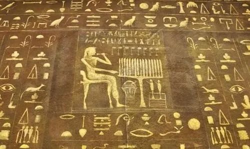 为什么这么多古埃及雕像都没有鼻子?是巧合还是有意为之?(图9) 9.jpg