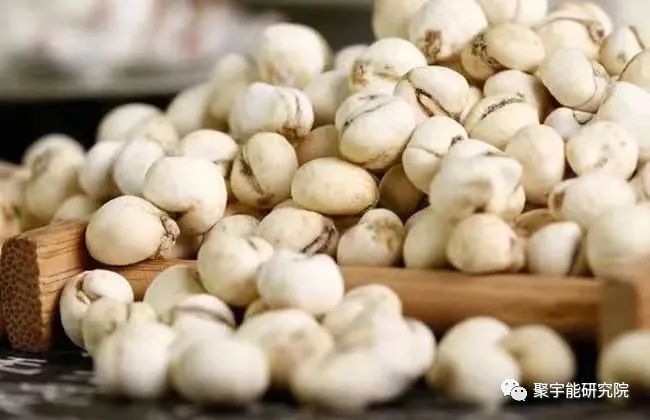 金日光教授:【《黄帝内经》漫谈•之六】林佳媚主任很想知道女性乳腺癌里生命动力阴阳源精分布(图14) 14.jpg