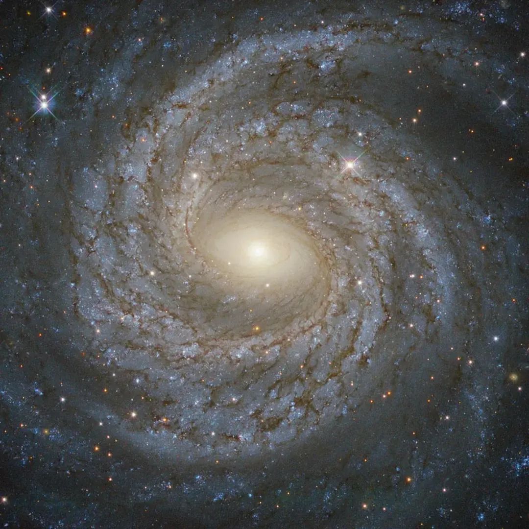 为何宇宙中的所有东西都在旋转?(图2) 9.jpg