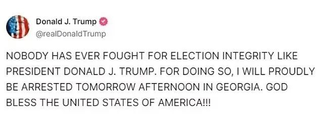 全球轰动!川普自首 监狱大头照一夜爆火!各种周边光速上架 真正的商机终于来了...(图8) 23.jpg