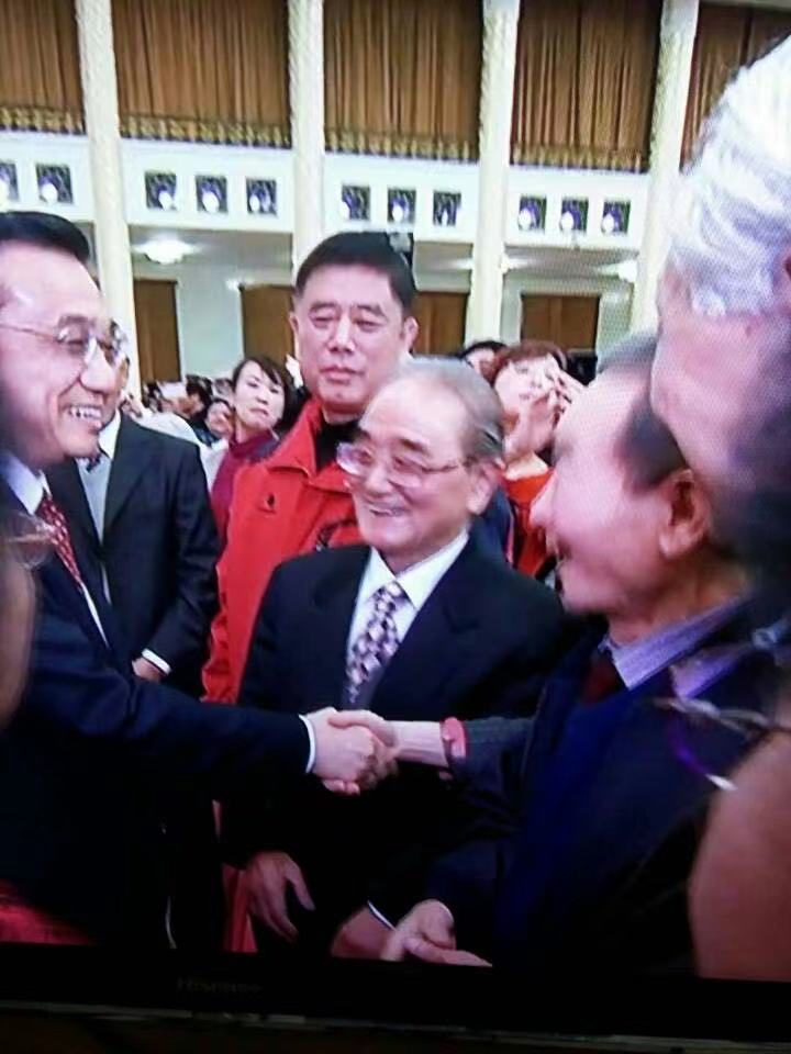 最权威的华人资讯门户、最具影响力的华侨阅读刊物、最有思想的华文平台——世界华人报、世界华人网2015年中央春节团拜会花絮(图2) 1.jpg