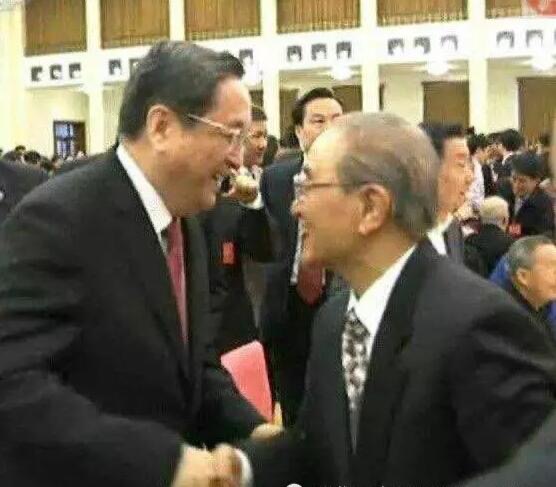 最权威的华人资讯门户、最具影响力的华侨阅读刊物、最有思想的华文平台——世界华人报、世界华人网2015年中央春节团拜会花絮(图3) 2.jpg