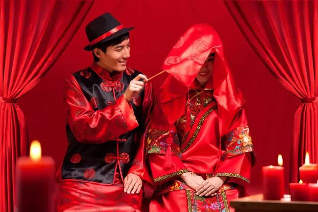 浙江一地规定女方25岁前初婚奖夫妻1000元!当地回应(图1) 13.jpg