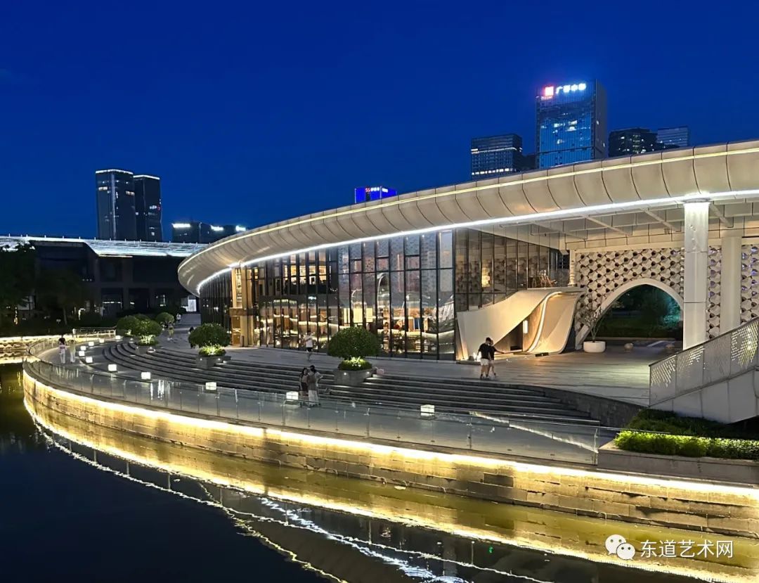 公园夜形象,光影共争辉一一岑国荣摄影(图14) 14.jpg