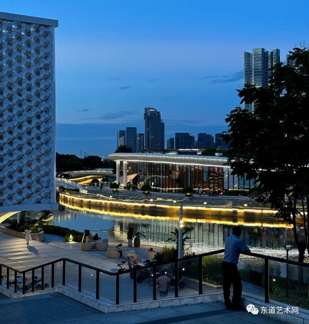 公园夜形象,光影共争辉一一岑国荣摄影(图34) 34.jpg