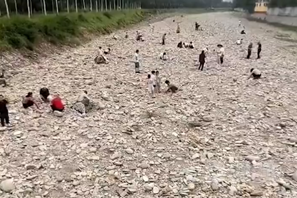 河道淘金?北京房山警方通报(图1) 29.png