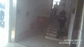 “两学生徒手挖出炮弹后送进校长室”,警方:系战时遗留高射炮弹(图3) 5.gif