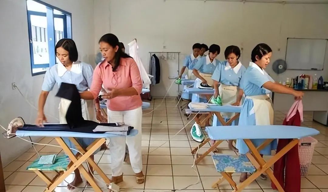 马未都:香港宁愿要20万菲佣,也不接受内地保姆,原因很简单(图14) 15.jpg