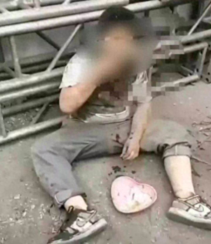 山西介休4名未成年怂恿女孩喝白酒,其中1人曾逼迫男孩吃粪(图3) 16.png