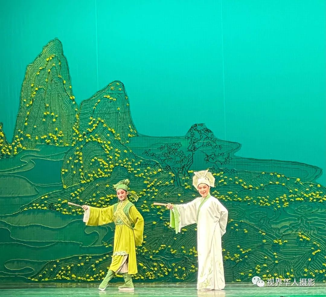 岑国荣:"蝴蝶剧场"飞出来的新版越剧《梁祝》(图6) 25.jpg