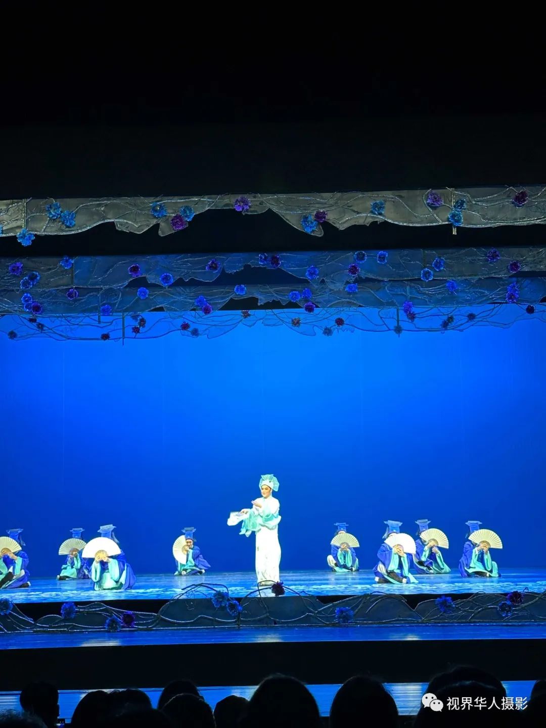 岑国荣:"蝴蝶剧场"飞出来的新版越剧《梁祝》(图15) 34.jpg