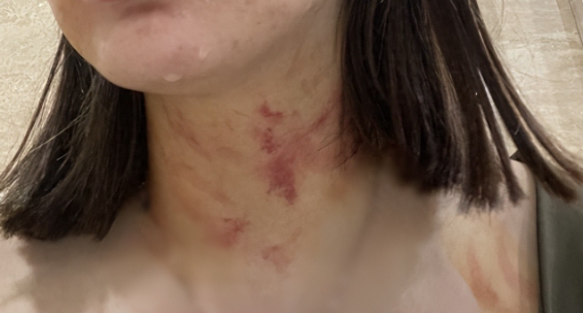 女子牵狗进电梯称遭殴打,四川警方通报详情(图3) 10.png