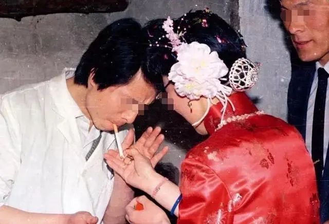 辽宁一作家将女诗人藏地下室,6年后,妻子因家里进小偷发现......(图1) 11.jpg