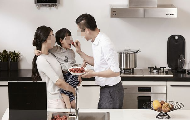 辽宁一作家将女诗人藏地下室,6年后,妻子因家里进小偷发现......(图2) 12.png