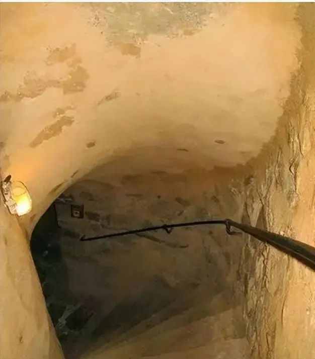 辽宁一作家将女诗人藏地下室,6年后,妻子因家里进小偷发现......(图3) 13.jpg