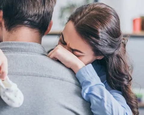 辽宁一作家将女诗人藏地下室,6年后,妻子因家里进小偷发现......(图4) 14.jpg