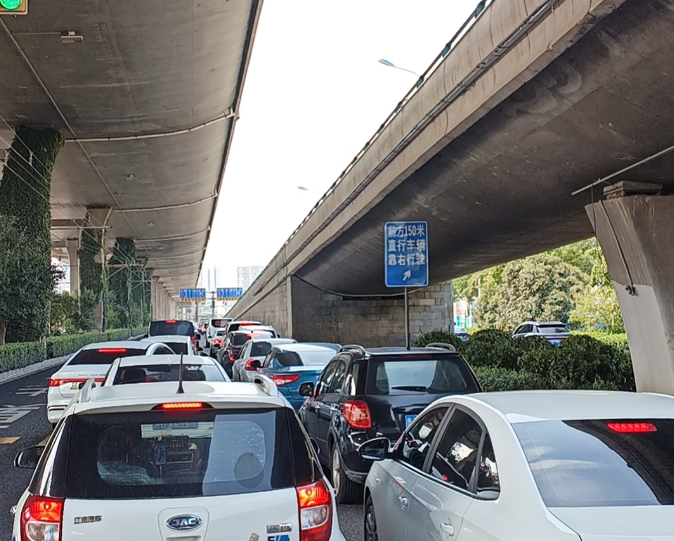 “上了高速,发现全是聪明人”(图10) 10.png