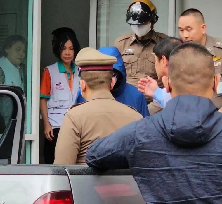 泰国枪击案更多细节曝光:死伤中国游客均为免签入境者!凶手成绩优异、沉迷射击游戏枪法娴熟…(图8) 8.jpg