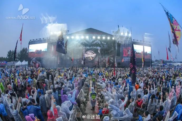 知名音乐节出现大面积偷盗事件:去个厕所帐篷财物都没了!当地警方回应(图1) 1.jpg