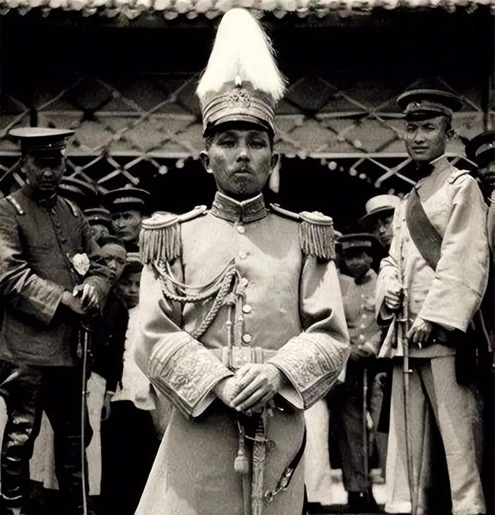 1975年,重庆发现一具戴着镣铐的遗骨,朱德:她是最伟大的军阀叛女(图2) 9.jpg