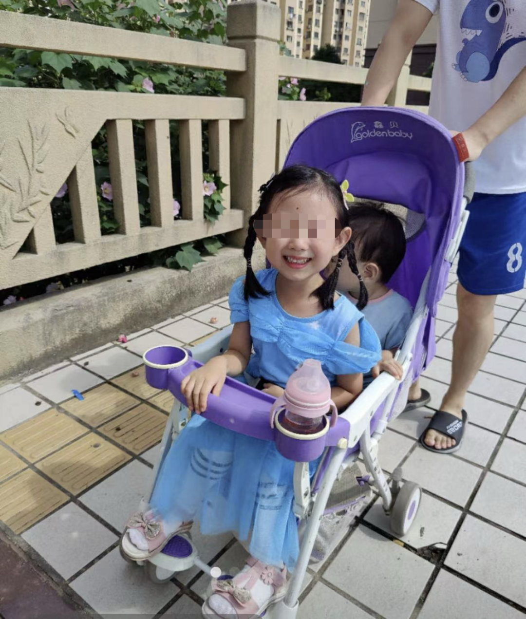 4岁女童失踪,网友为何不肯原谅她的父亲?(图15) 28.png