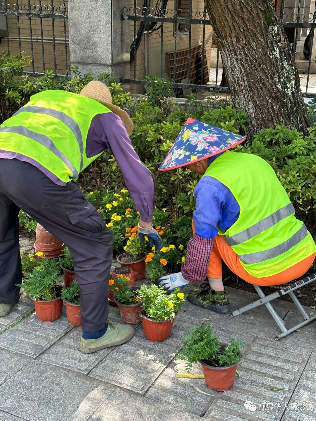 城市美容师:忙碌的身影和多彩的工具(图10) 10.jpg