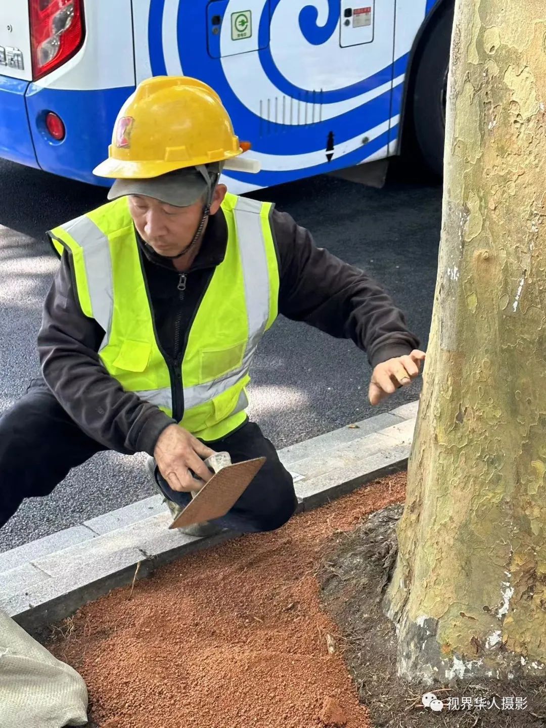 城市美容师:忙碌的身影和多彩的工具(图34) 36.jpg