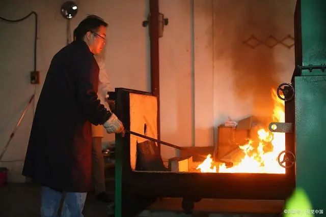 尸体火化时,炉子中会有哭喊声?工作人员:并非迷信,有科学依据(图6) 06.jpg