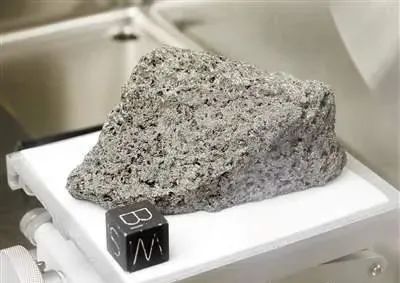 摆出3大证据,想要证明人类被圈养(图8) 21.jpg