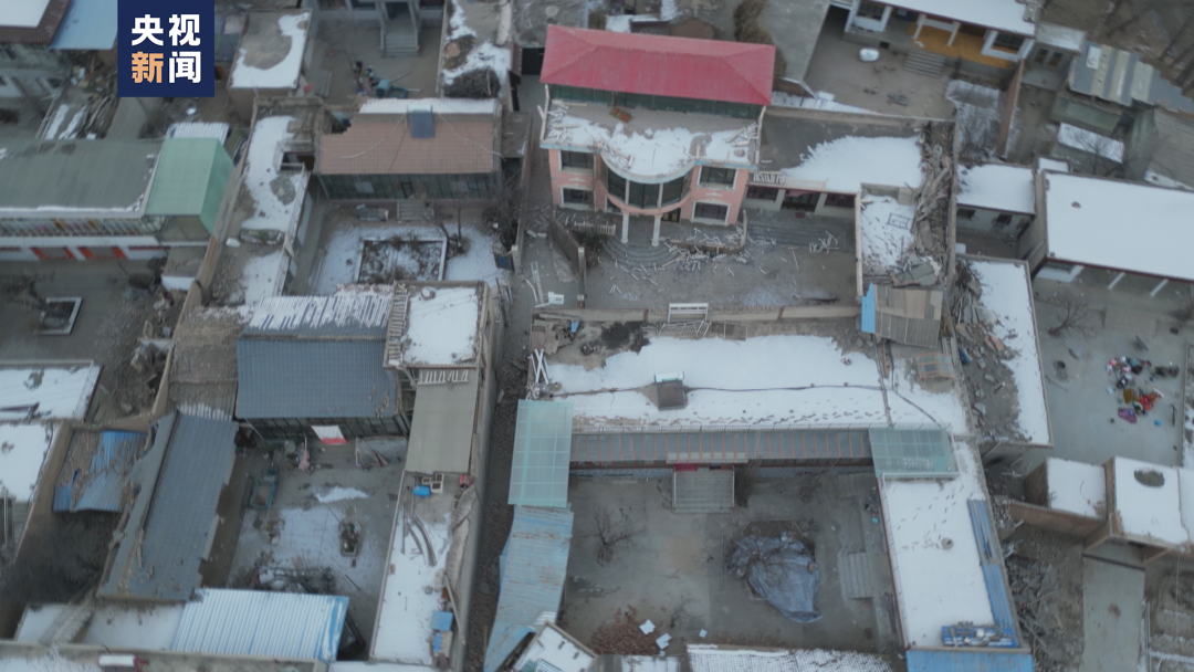 地震后,他们敲开全村385户家门……(图2) 2.png