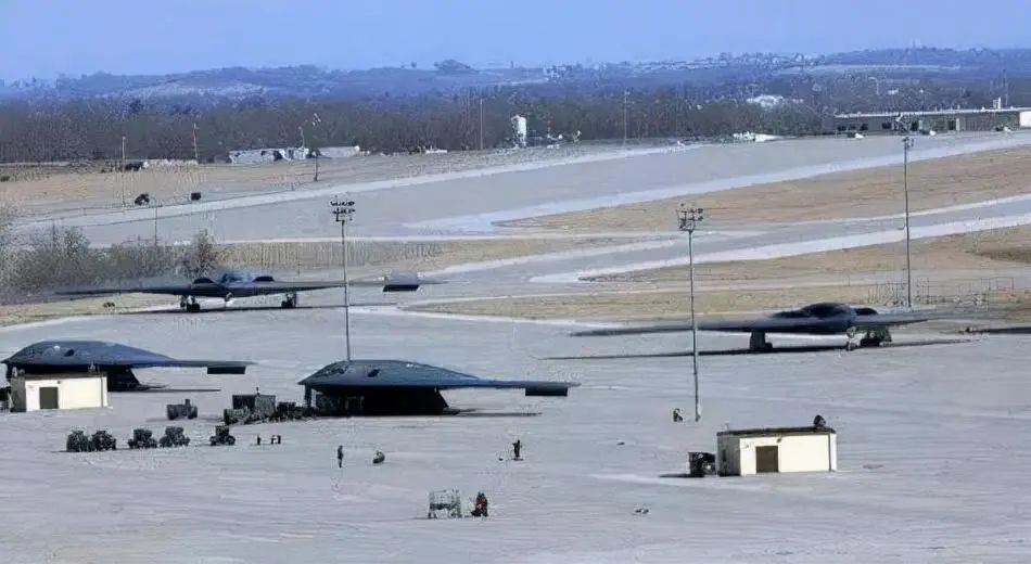 君子报仇,十年不晚:美国“误炸”中国大使馆主谋10年后被枪杀(图16) 25.jpg