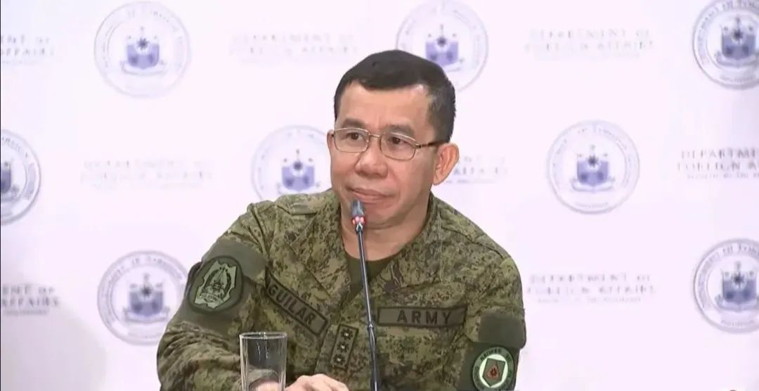 菲政府决定在仁爱礁上为该国渔民建造一座永久性庇护所,从而强化菲律宾对该海域的主权要求!(图1) 1.jpg