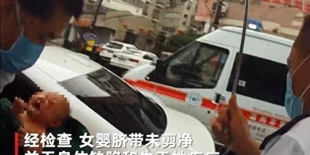 浙江一车主晚上忘关车窗,第二天早上车内多出一个女婴,睡得真香(图2) 24.jpg