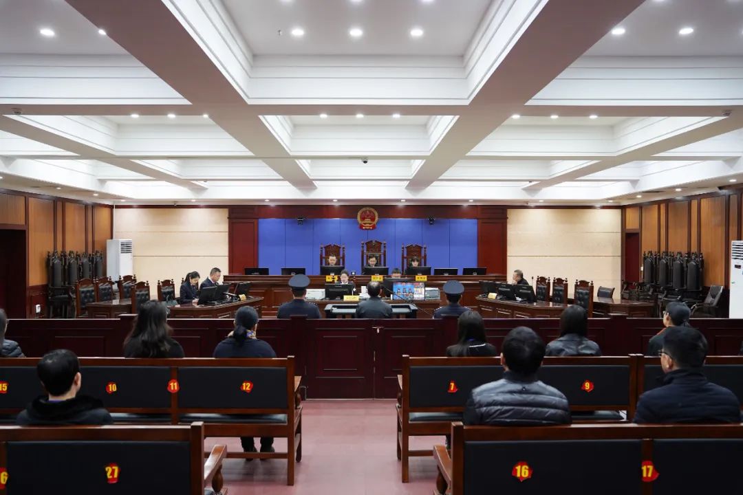 受贿1.1亿余元,茅台原董事长高卫东被判无期!(图1) 640.jpg