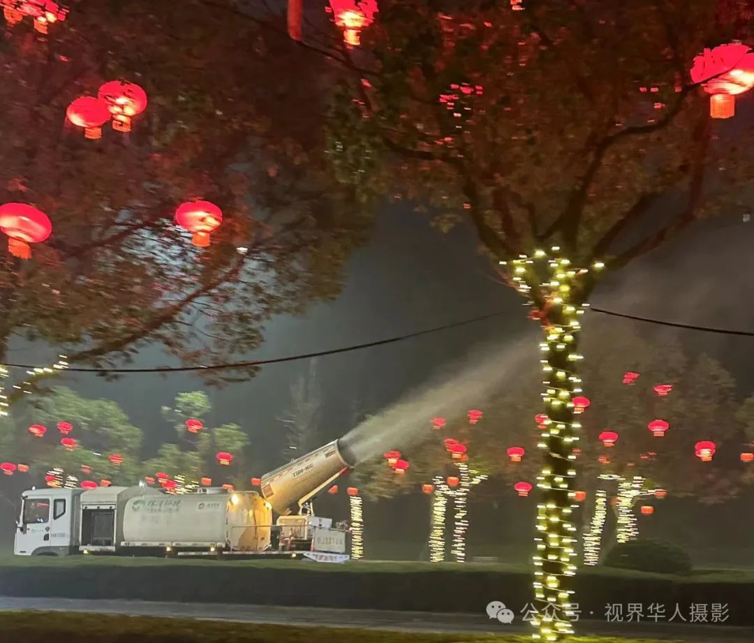 岑国荣丨台州市府大道除夕夜的繁华盛景(图9) 640.jpg