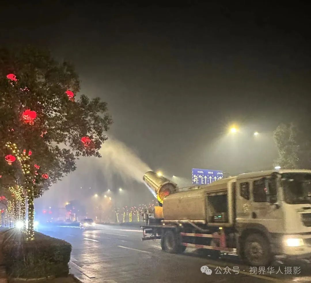 岑国荣丨台州市府大道除夕夜的繁华盛景(图10) 640.jpg