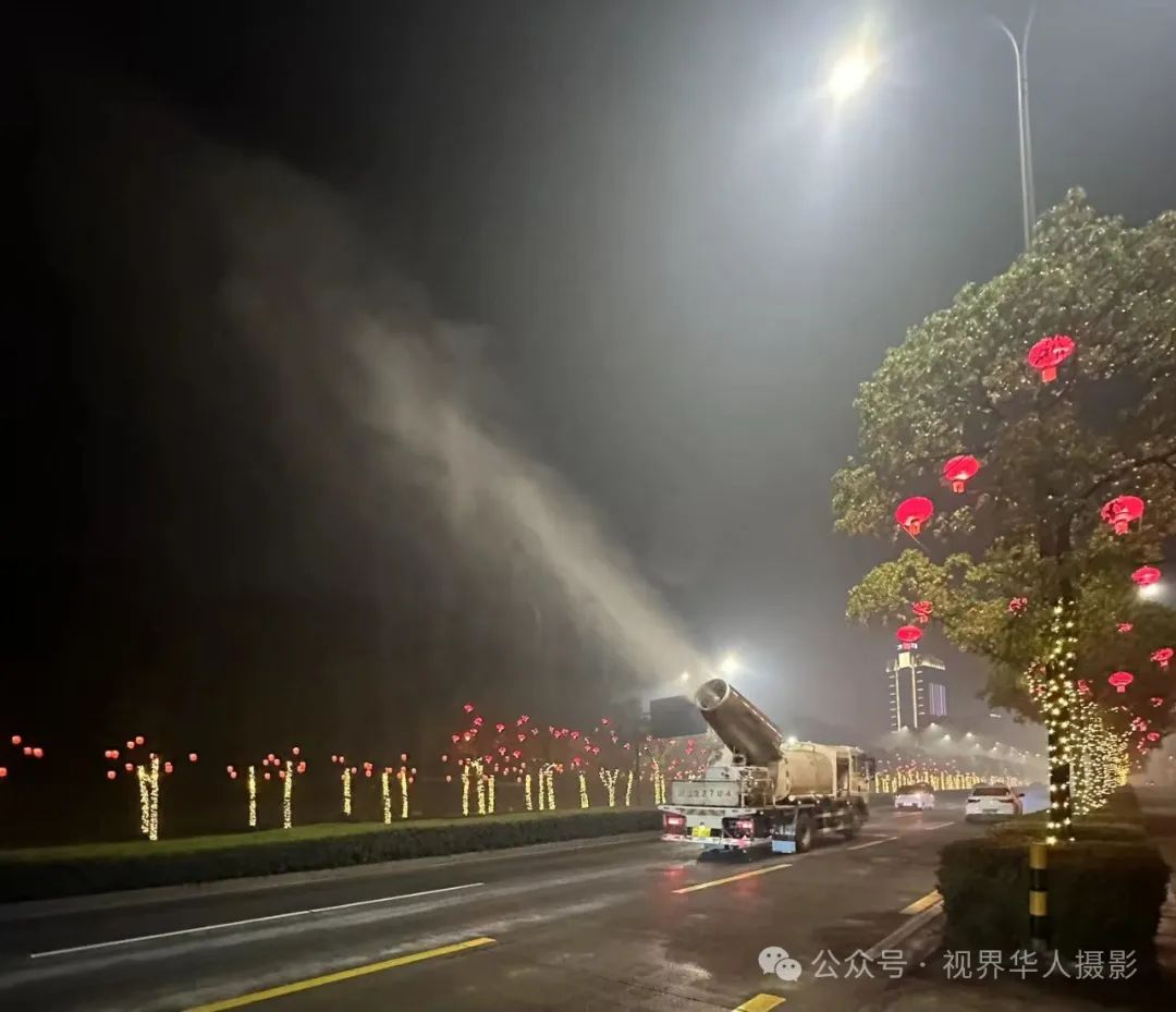 岑国荣丨台州市府大道除夕夜的繁华盛景(图11) 640.jpg